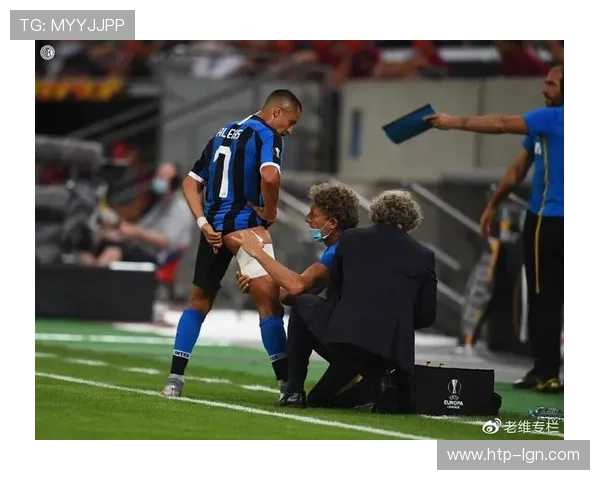 阿姆帕杜偷听战术桑切斯倒地喝水